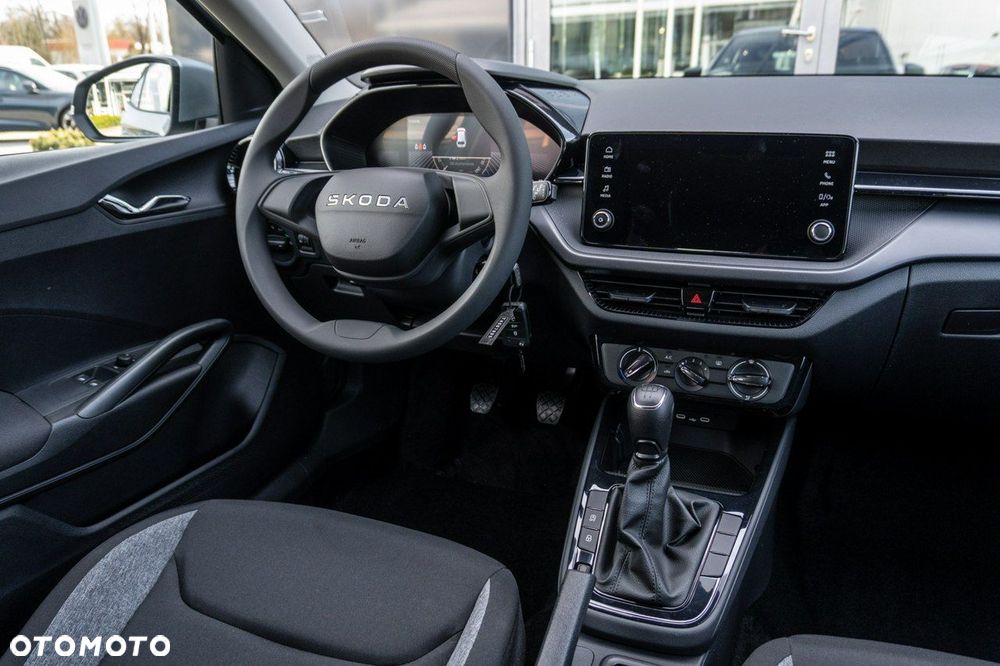 Skoda Fabia - 25