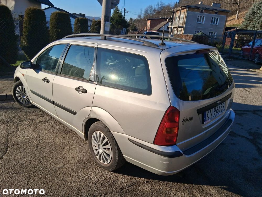 Ford Focus 1.6 Trend - 3