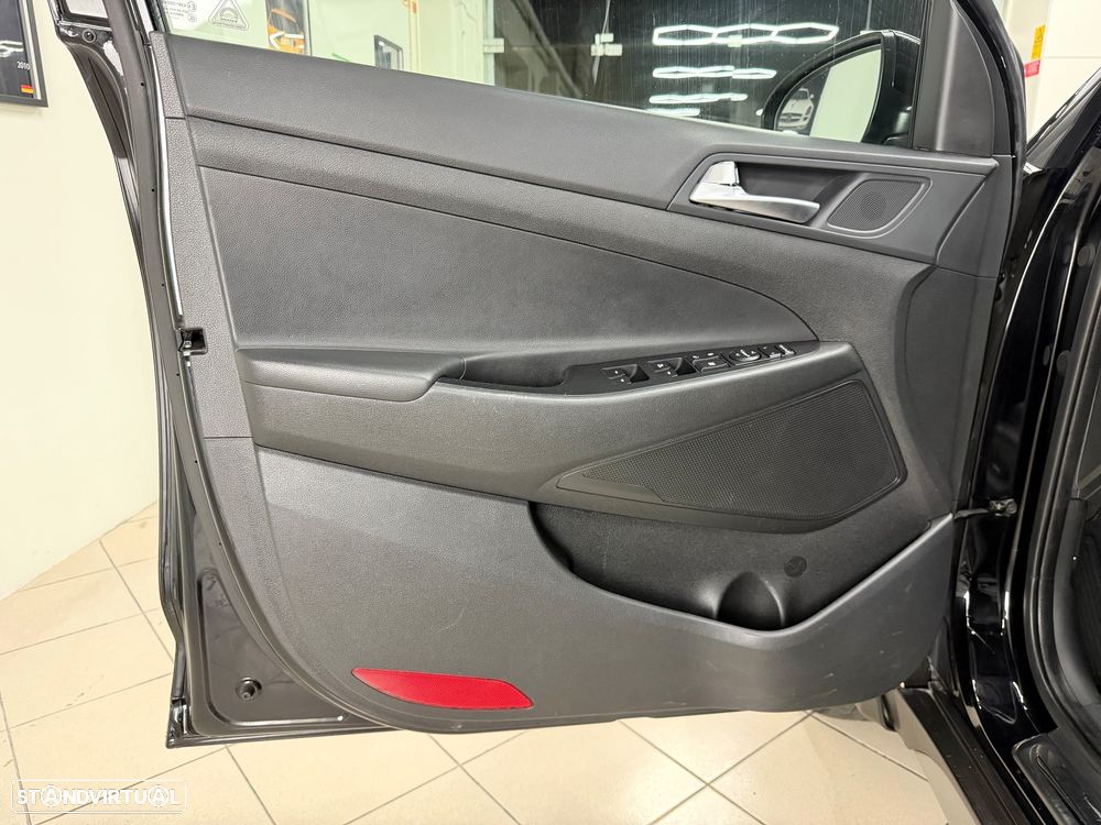 Hyundai Tucson 1.7 CRDi Executive - 13