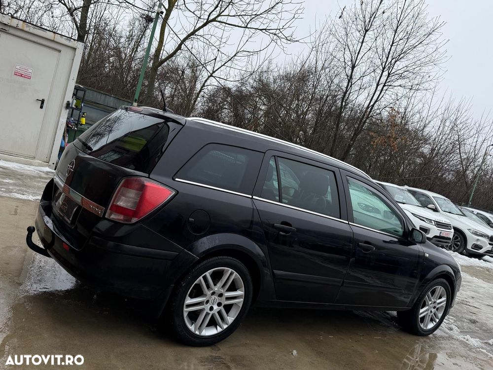 Opel Astra 1.7 CDTI DPF Cosmo - 3