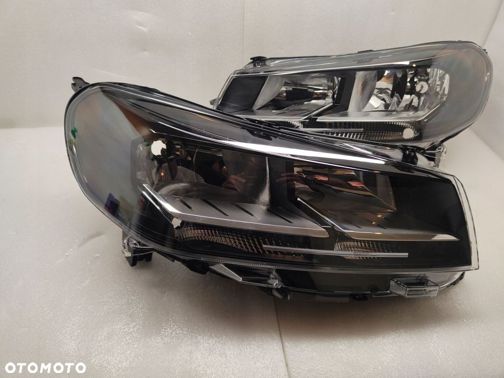 toyota proace ii lift komplet lamp przednich 9847198380 - 2