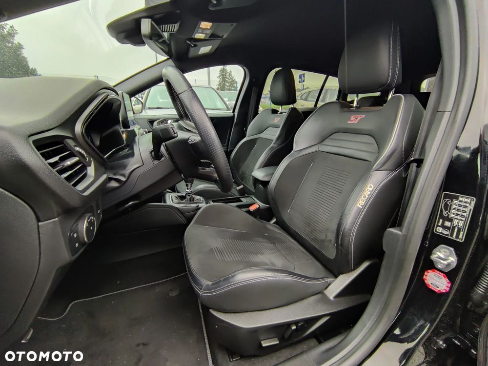 Ford Focus 2.0 EcoBlue ST X - 18