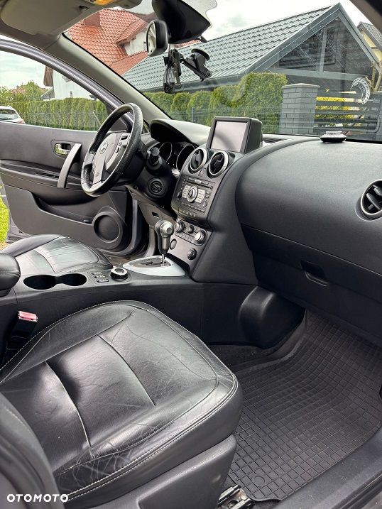 Nissan Qashqai 2.0 dCi 4x4 Tekna Premium - 6