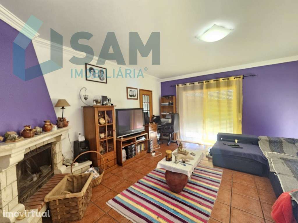 Moradia T4 com garagem e espaço exterior Zona Torres Vedras - Grande imagem: 2/25