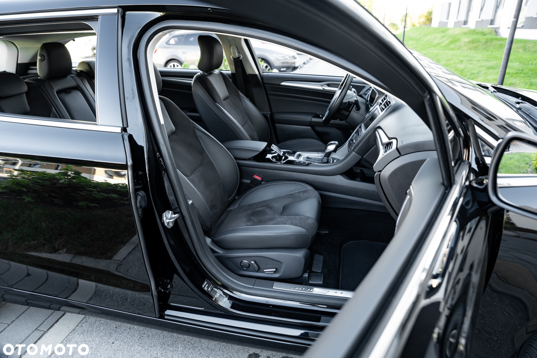 Ford Mondeo - 25