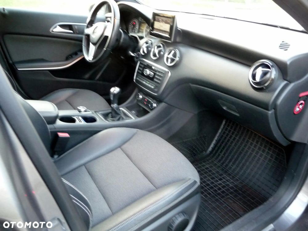 Mercedes-Benz Klasa A 180 BlueEfficiency Edition - 13