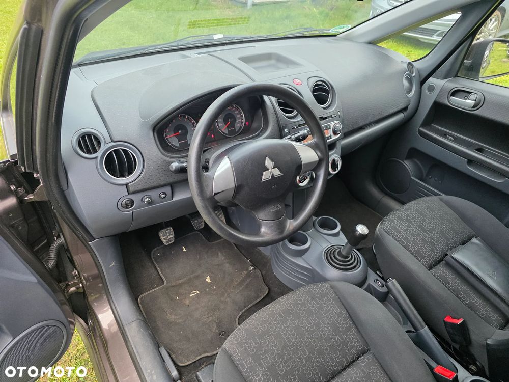 Mitsubishi Colt 1.3 Motion Plus - 20