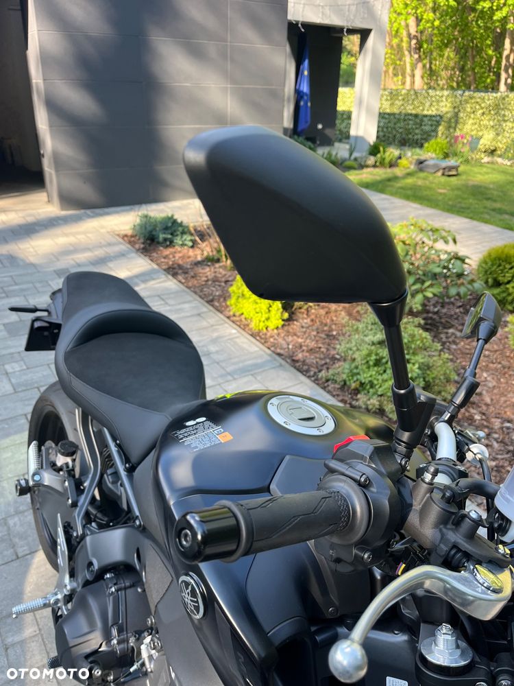 Yamaha MT - 8