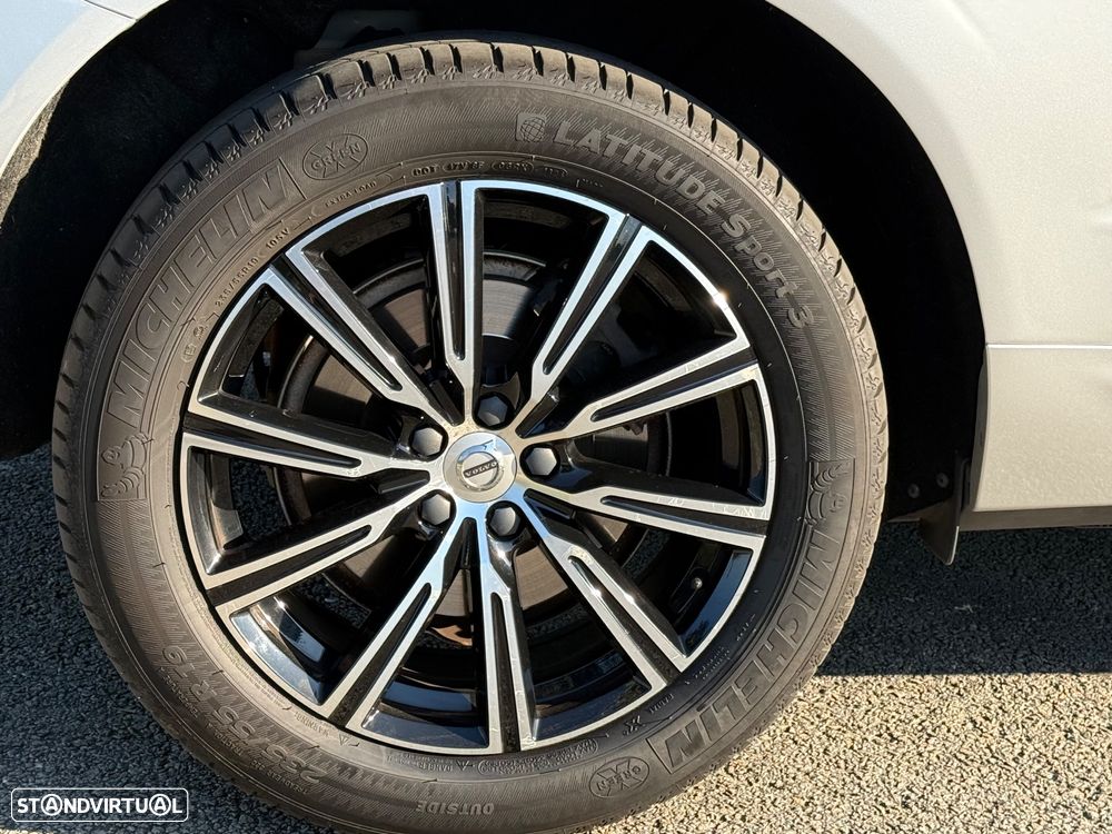 Volvo XC 60 2.0 T8 PHEV Inscription AWD - 9