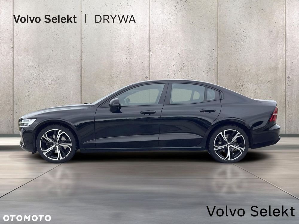 Volvo S60 2023 photo 3