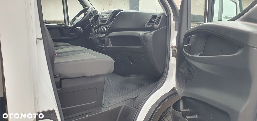 Iveco DAILY 35S15 - 17