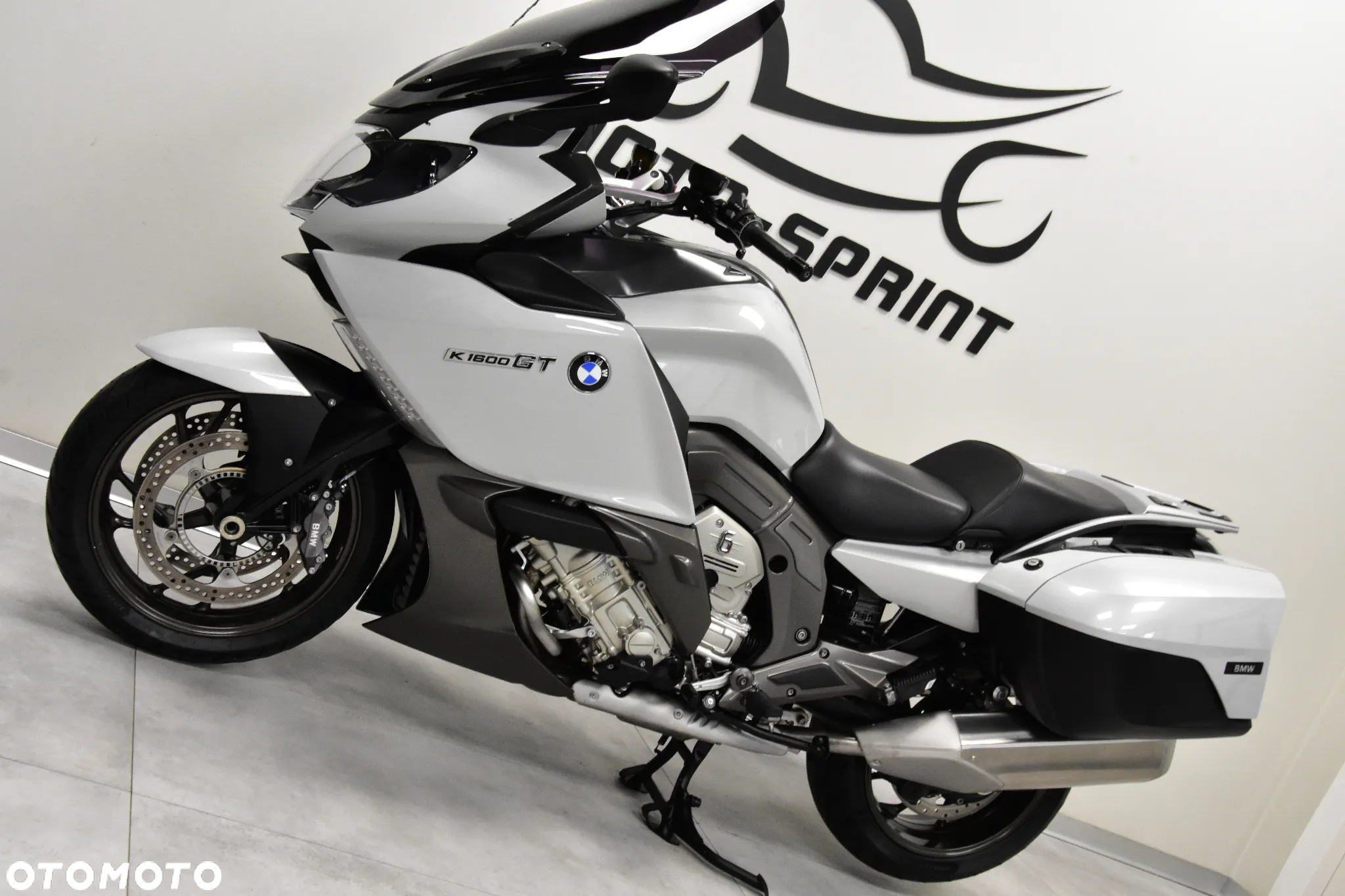 BMW K - 8