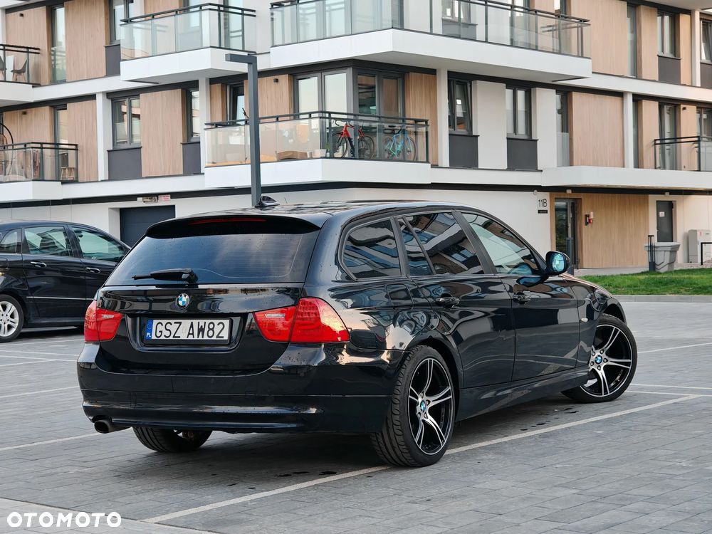 BMW Seria 3 318d - 3