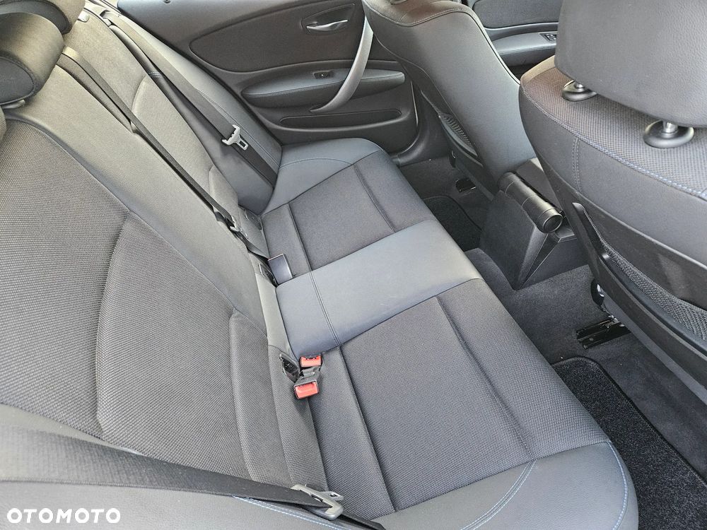 BMW Seria 1 116d DPF - 7