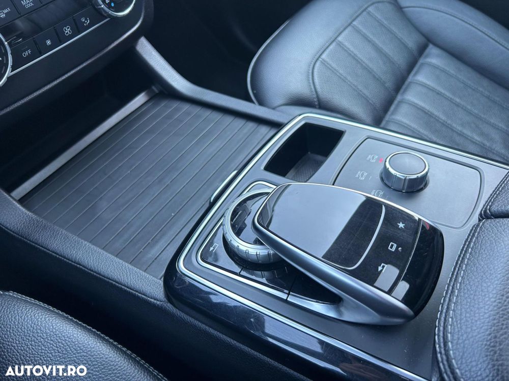 Mercedes-Benz GLE - 22