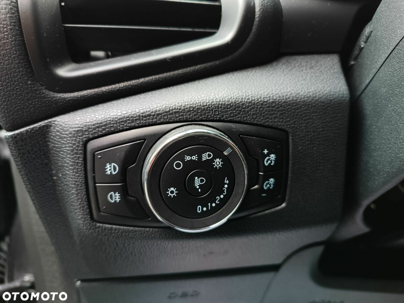 Ford EcoSport 1.0 EcoBoost Titanium ASS - 28