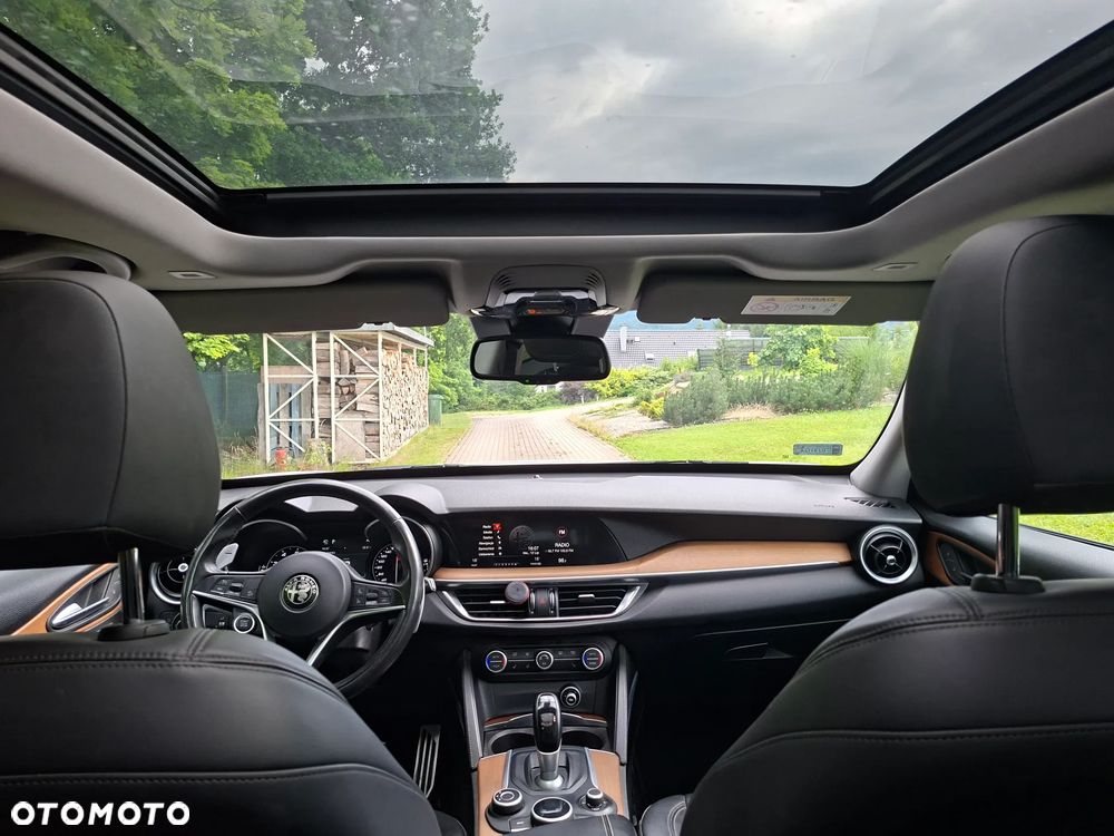 Alfa Romeo Stelvio 2.0 Turbo First Edition Q4 - 12