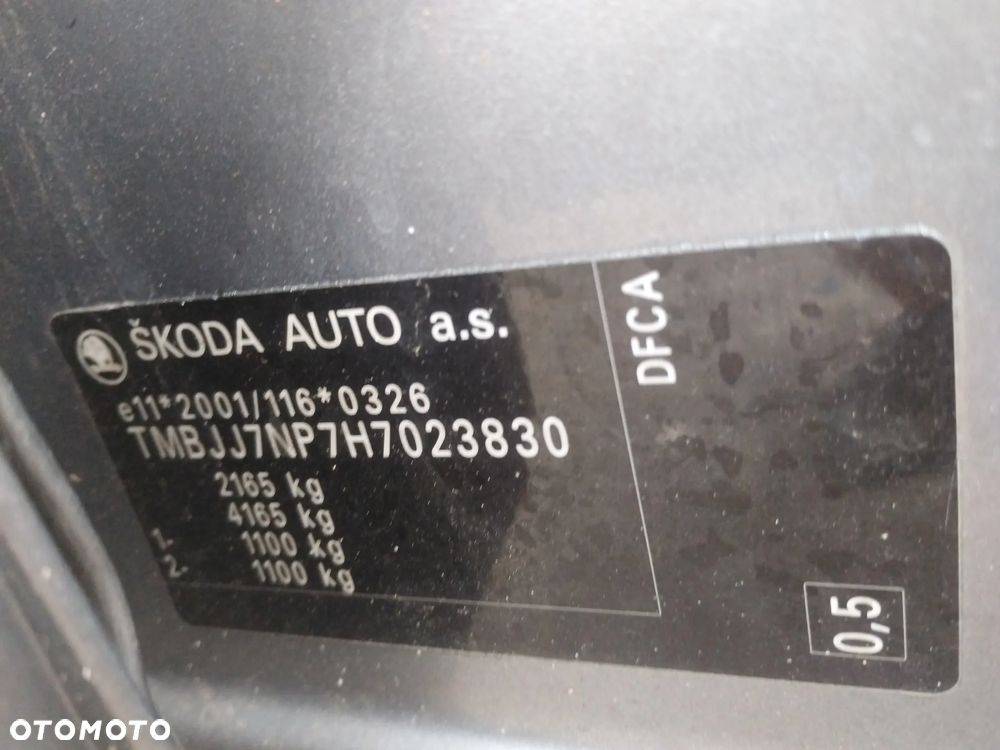 Skoda Superb 2.0 TDI DSG L&K - 16