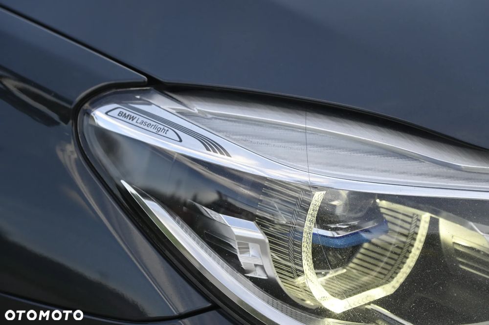 BMW Seria 7 ver-750i-xdrive - 31