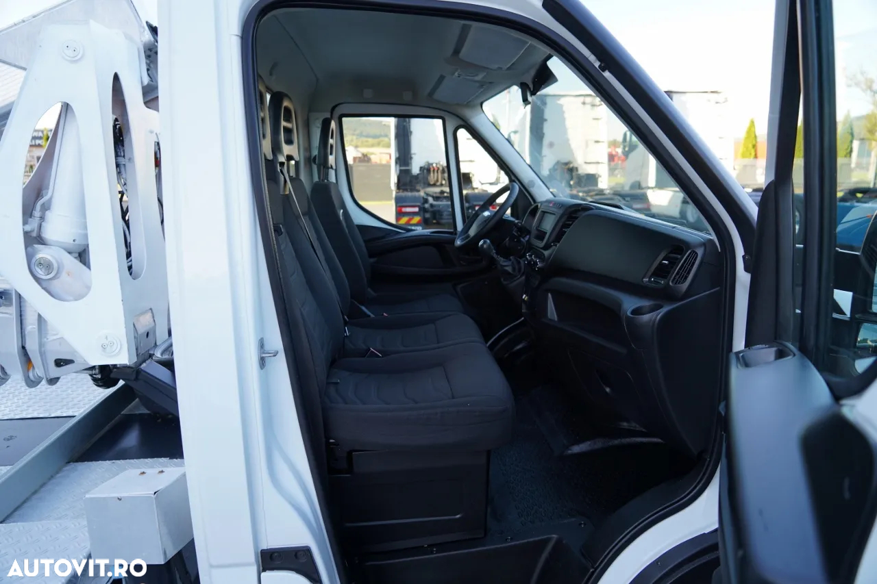 Iveco DAILY 35-120 / RIDICARE 20 METRI / 4 STABILIZATOARE / MANUALĂ / 2017 - 31