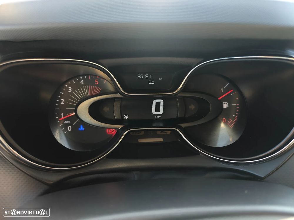 Renault Captur 1.5 dCi Exclusive - 17