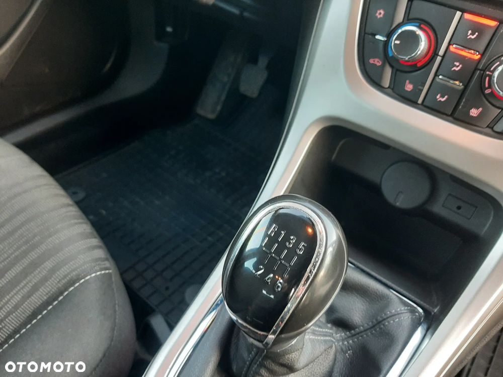 Opel Astra IV 1.4 T Cosmo S&S - 19