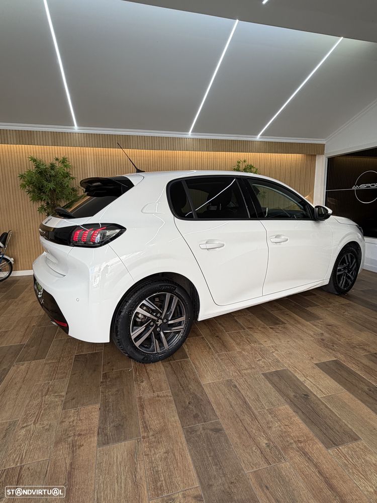 Peugeot 208 1.2 PureTech Allure Pack - 61