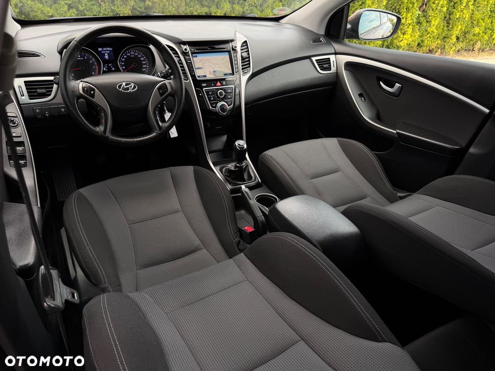 Hyundai i30 1.4 Trend - 22
