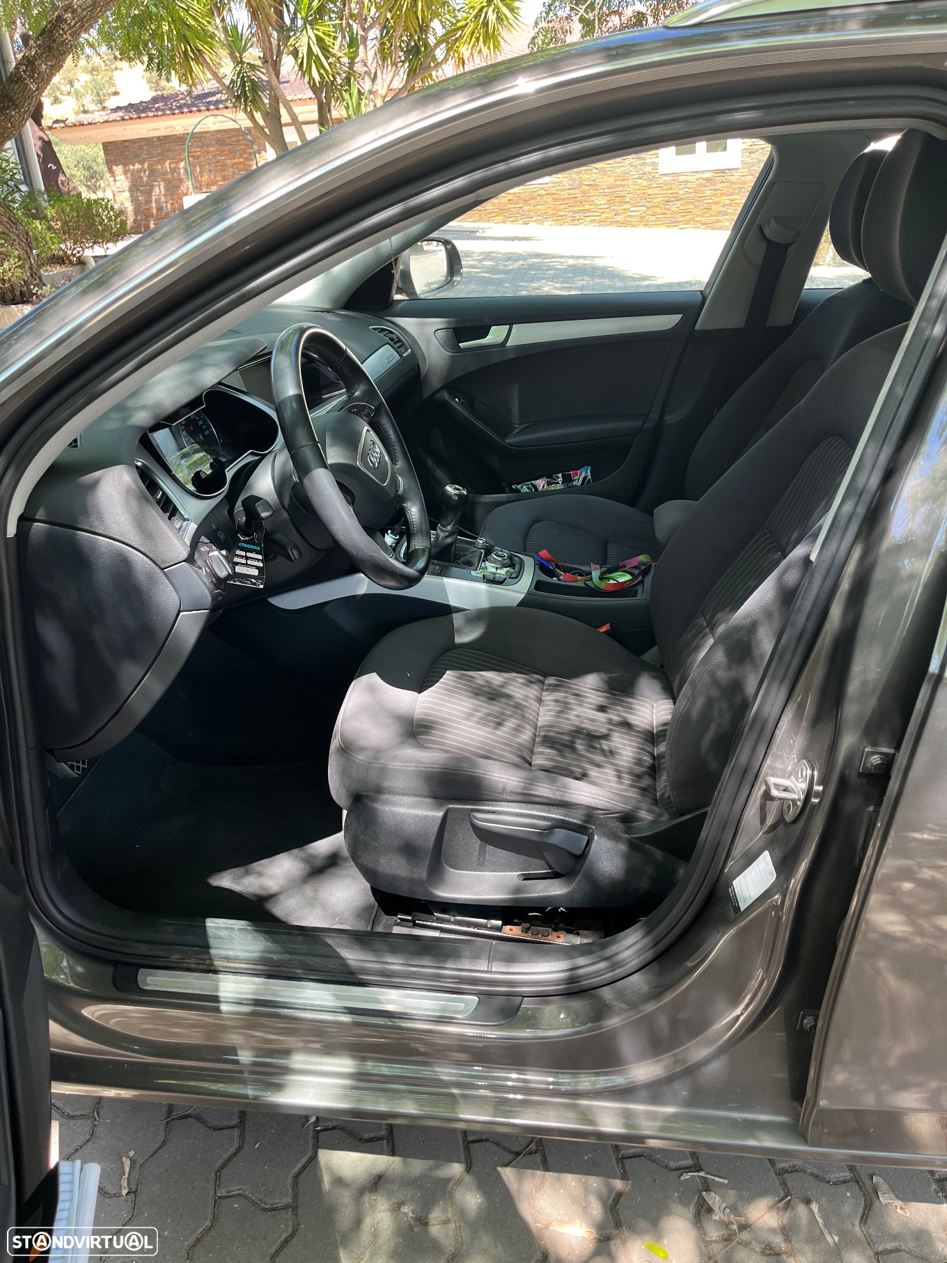 Audi A4 Avant 2.0 TDI quattro - 8