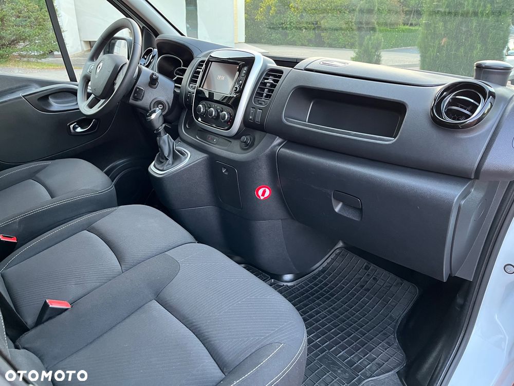 Renault Trafic - 10