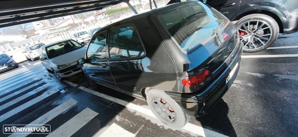 Renault Clio Break ver-1-9-d-rxe - 11