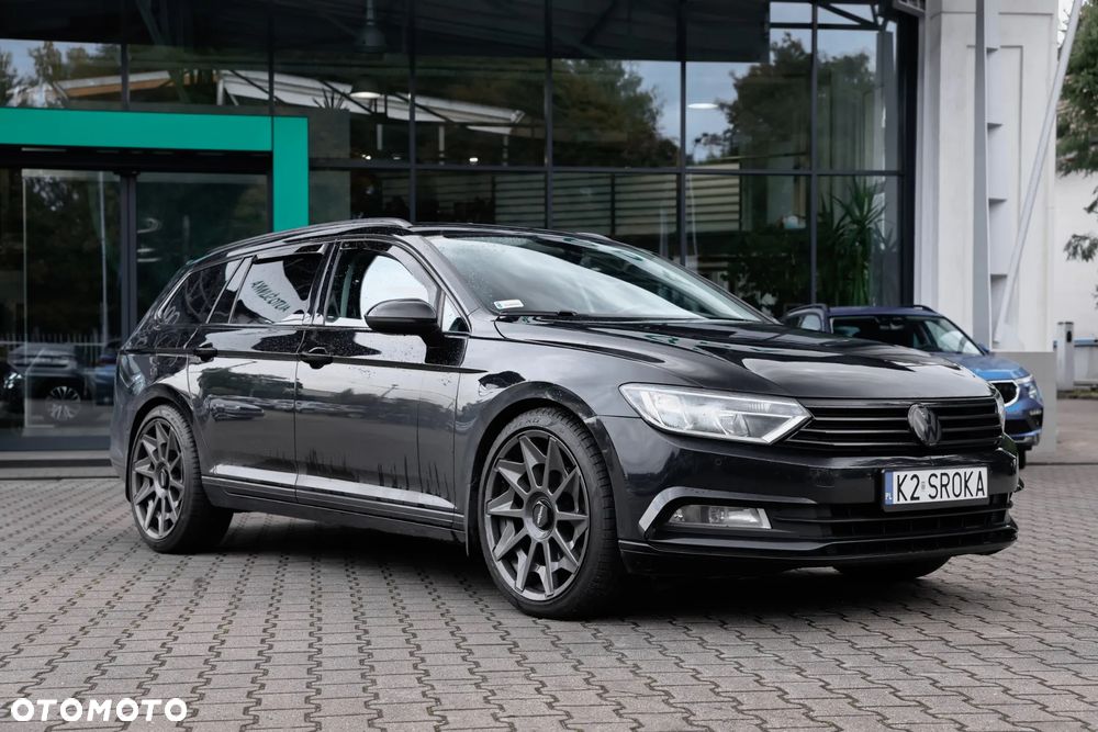 Volkswagen Passat - 2