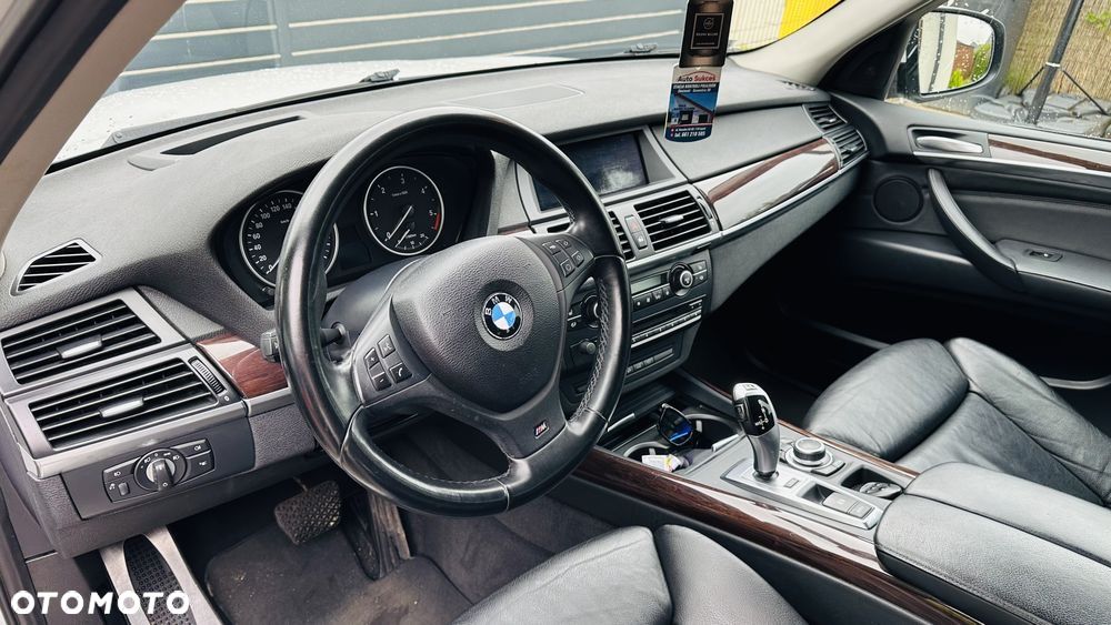 BMW X5 xDrive35d - 17