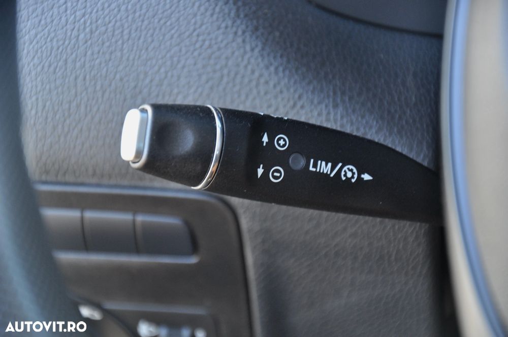 Mercedes-Benz Vito 114 Doka Extra-Lung 6 Locuri - 25