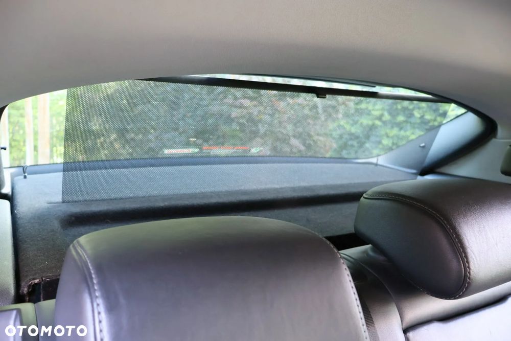 Skoda Superb 2.0 TDI Elegance DSG - 27