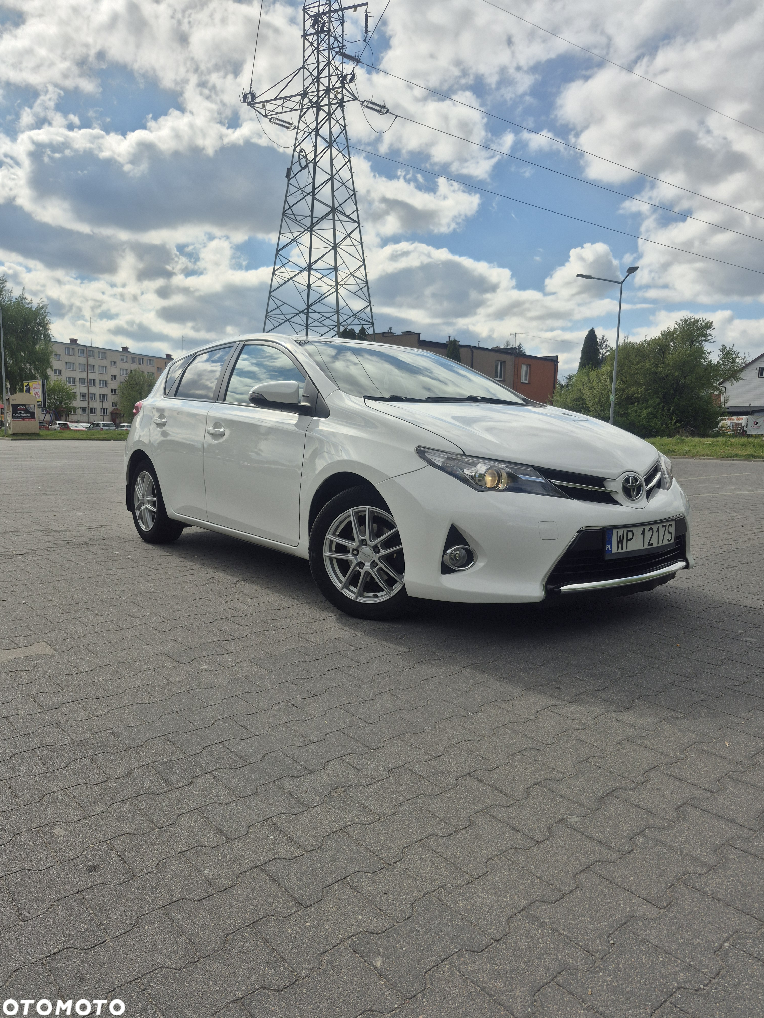 Toyota Auris 1.4 D-4D Premium - 3