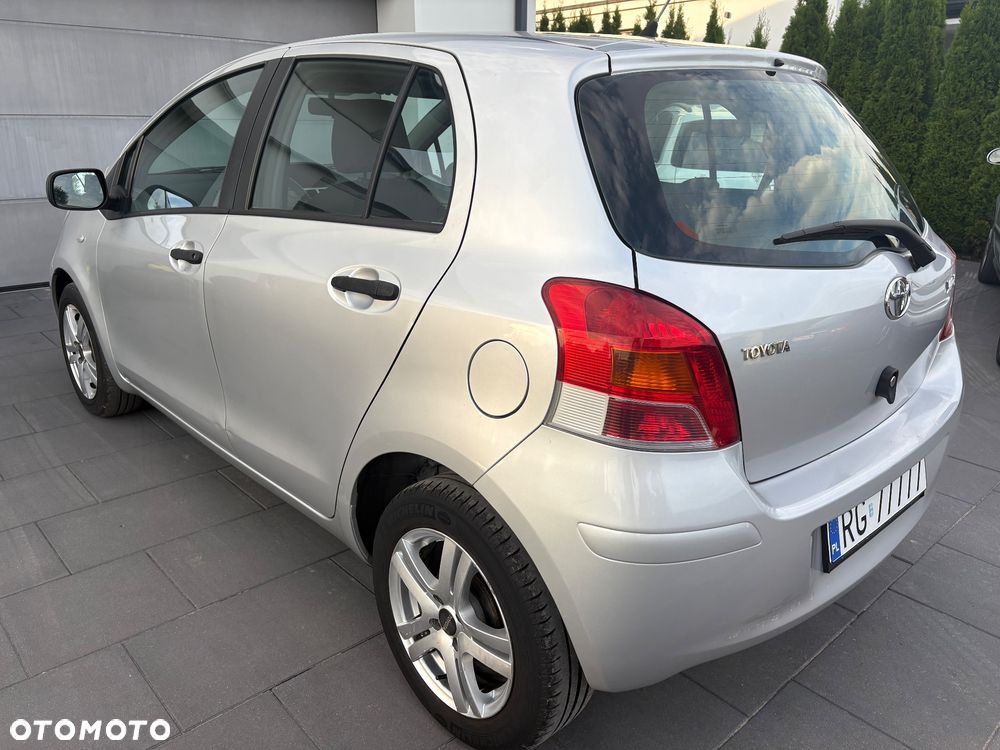 Toyota Yaris 1.33 Sol - 3