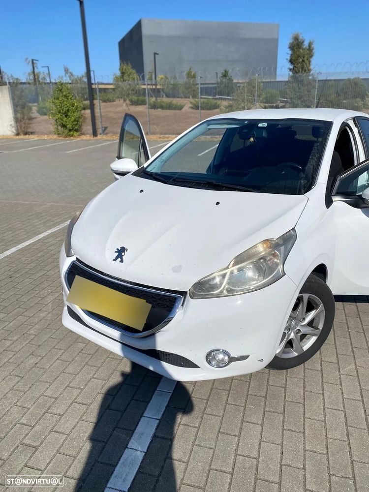 Peugeot 208 1.4 HDi - 6