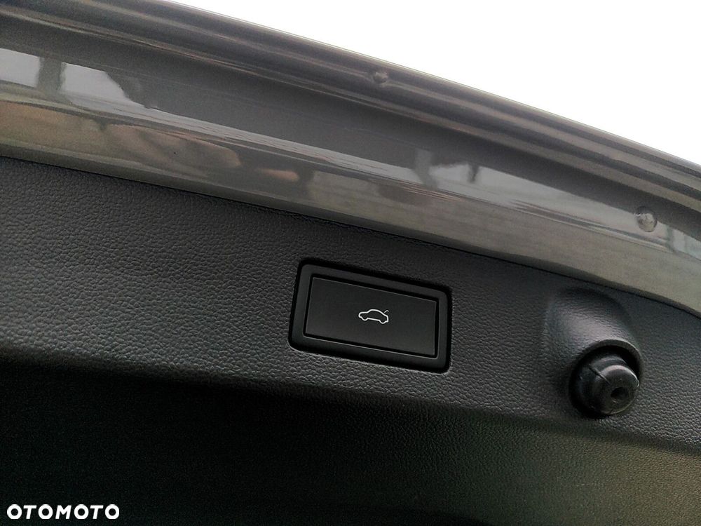 Volkswagen Arteon 2.0 TSI 4Motion R DSG - 38