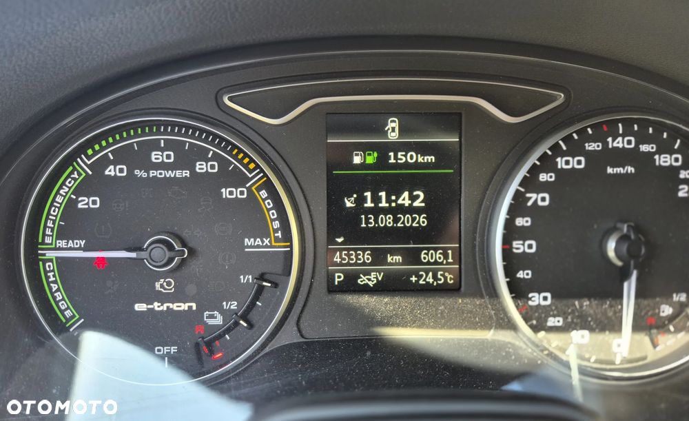 Audi A3 Sportback 40 e-tron S tronic - 9