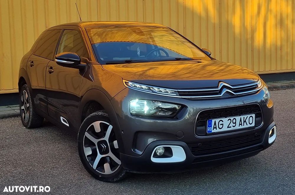 Citroën C4 Cactus Pure Tech 110 Stop&Start Shine - 1