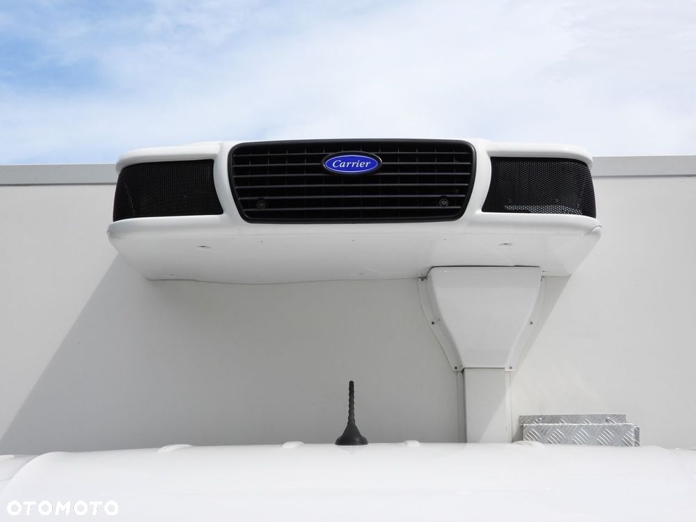 Volkswagen CRAFTER CHŁODNIA KONTENER -5*C 8 PALET BLIŹNIACZE KOŁA KLIMATYZACJA  180KM - 19
