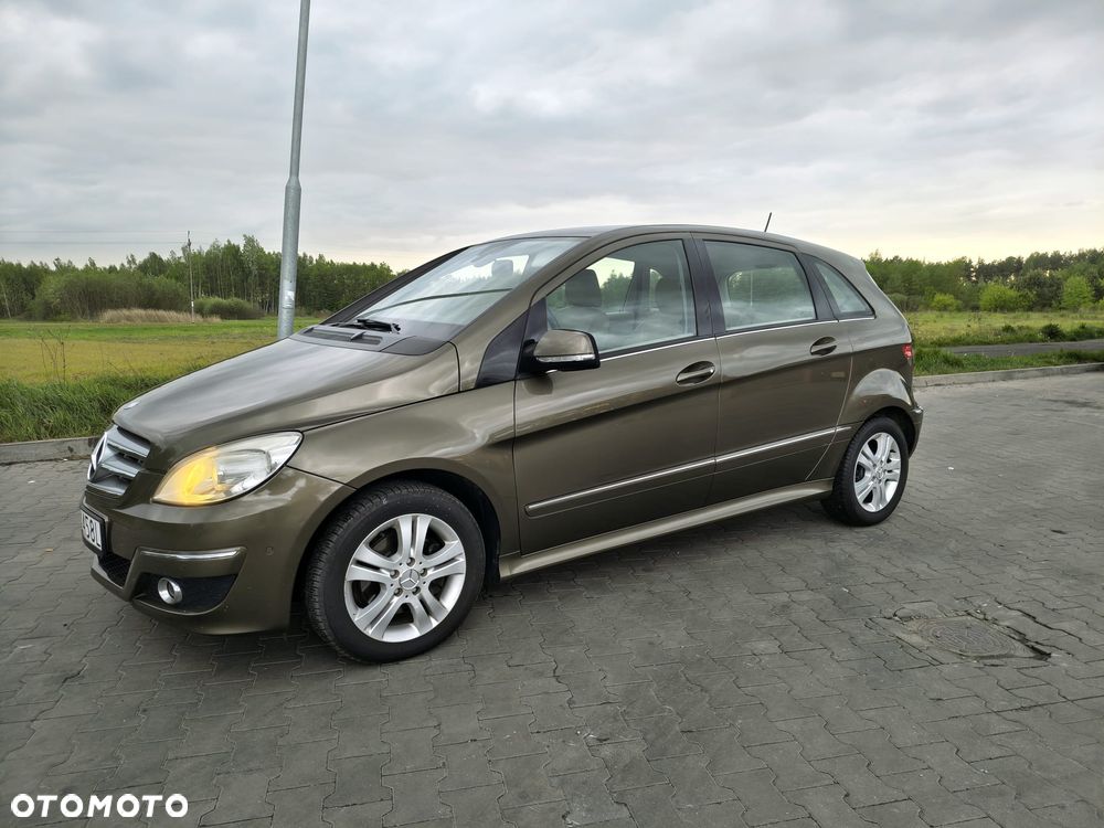 Mercedes-Benz Klasa B 200 - 1