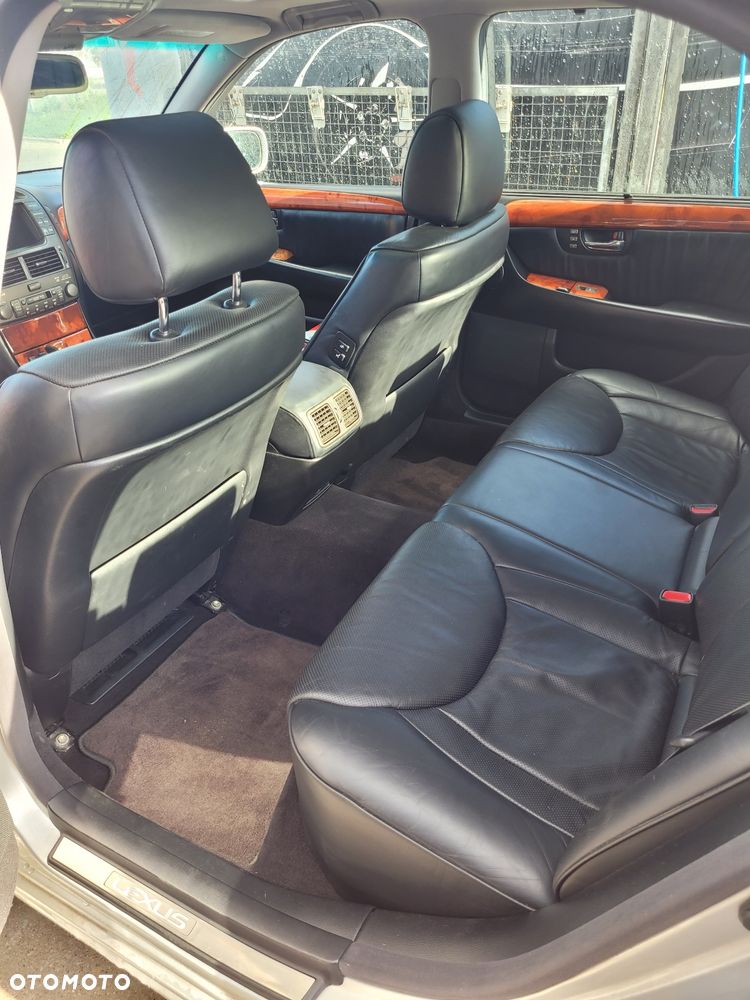 Lexus LS 430 - 11