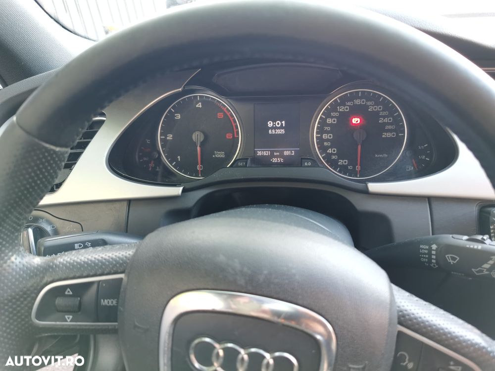 Audi A4 2.0 TDI DPF S line Sportpaket - 8