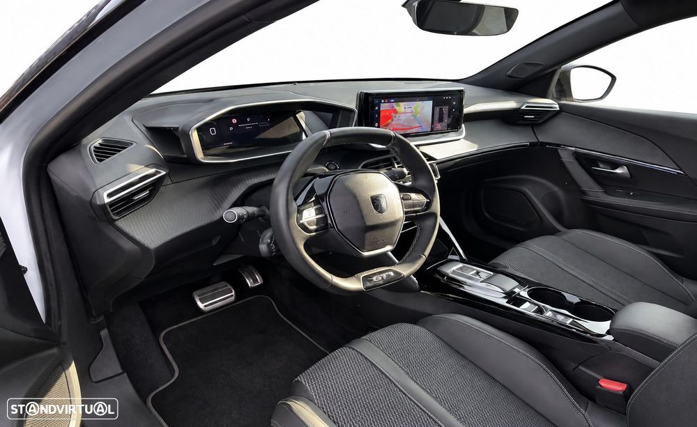 Peugeot e-2008 54 kWh GT - 4