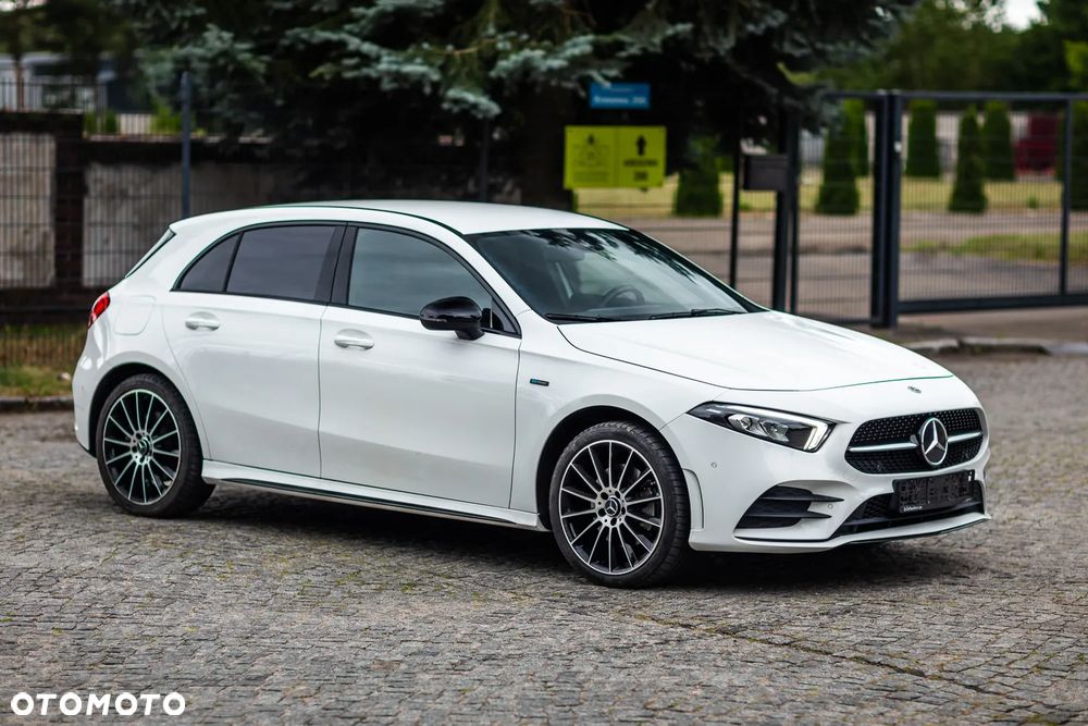 Mercedes-Benz Klasa A 250 e 8G-DCT Edition 2020 - 8