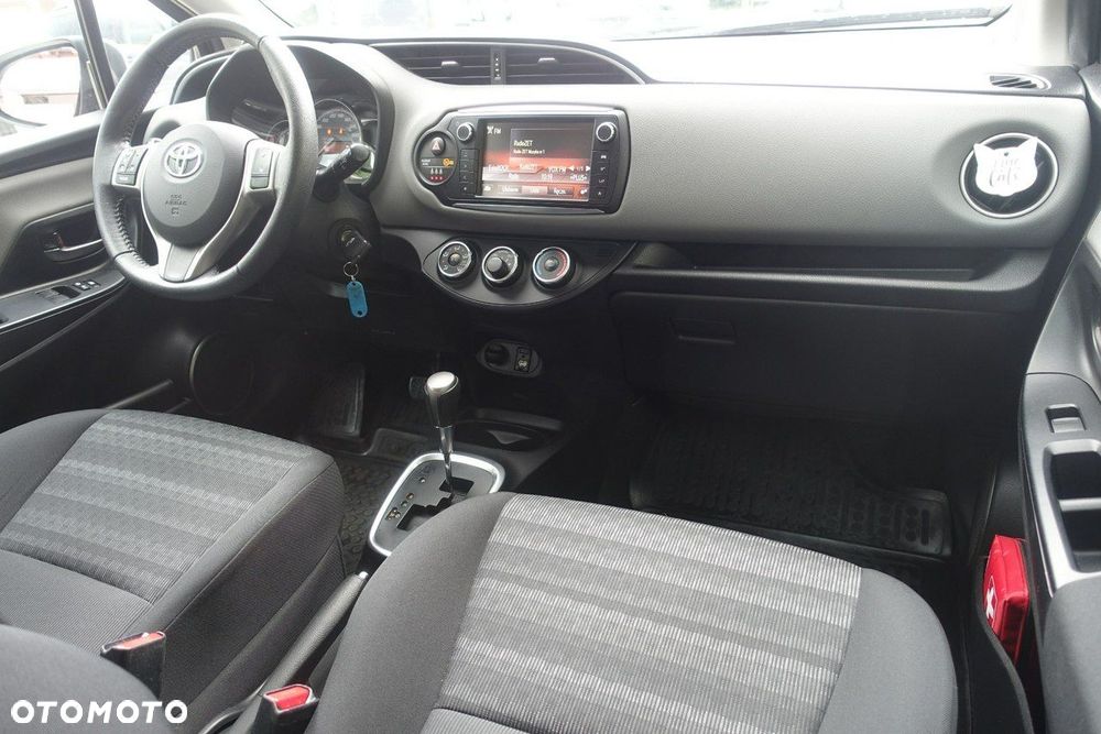 Toyota Yaris - 15