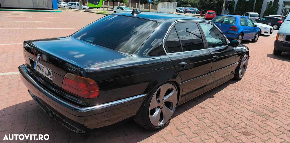 BMW Seria 7 730dA - 3