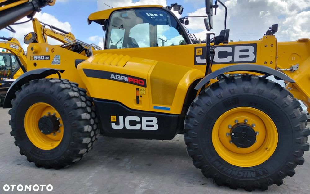 JCB 560-80 Agri Pro - 6